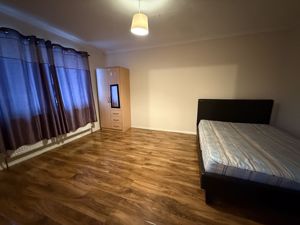 Photo 11- click for photo gallery